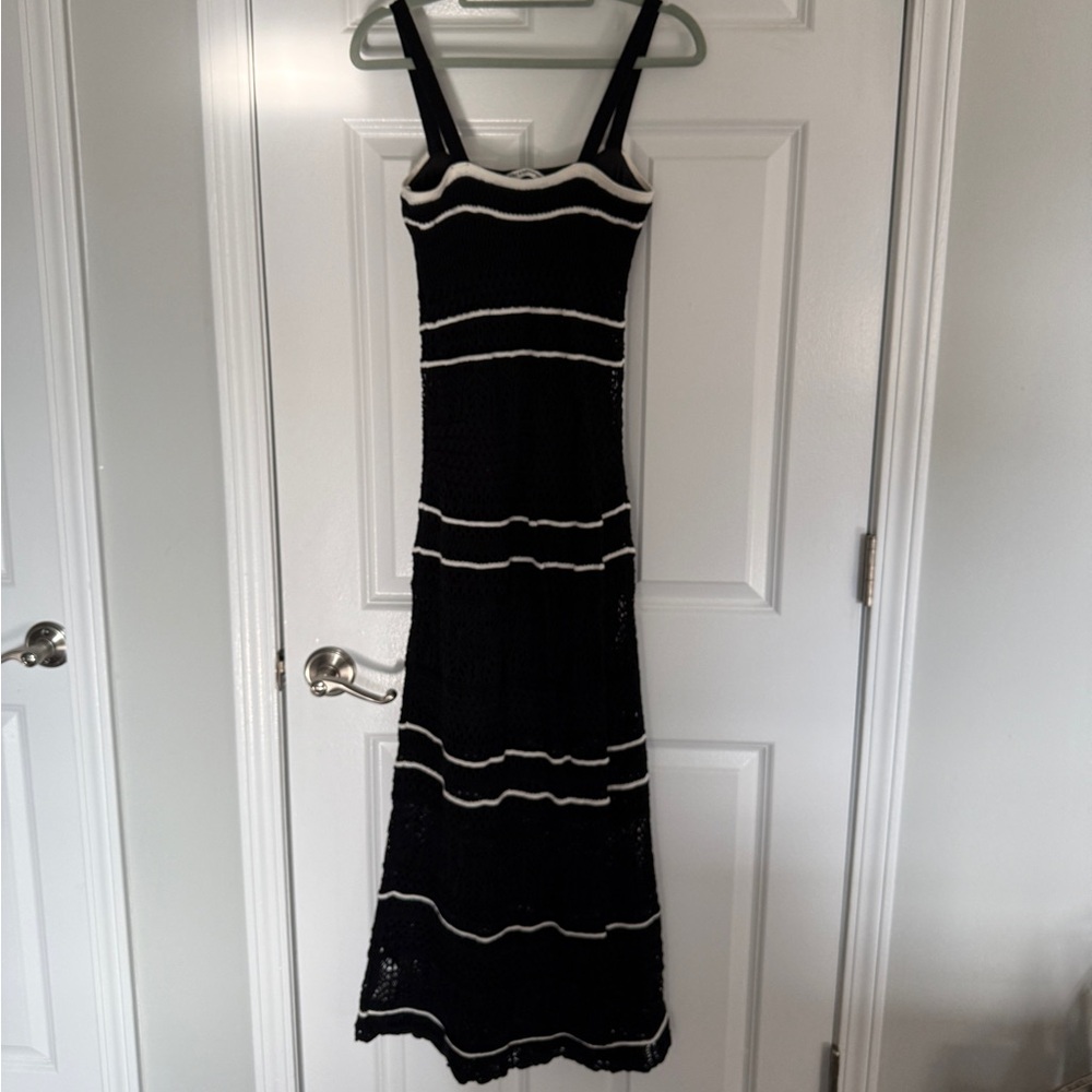 Abercrombie & Fitch Black and White Maxi Dress - Picture 7 of 8